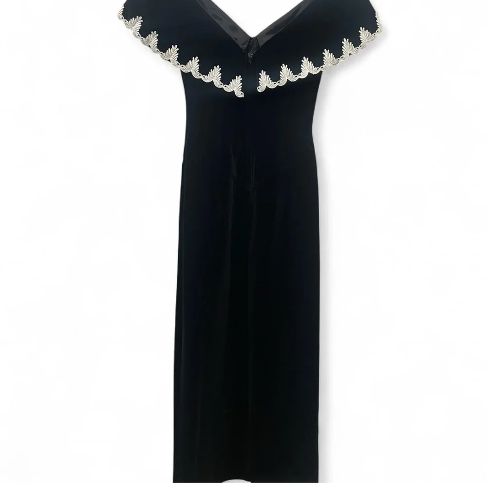 Vintage 80's Black Velvet Off-The-Shoulder Evening Dress - Picture 2 of 8
